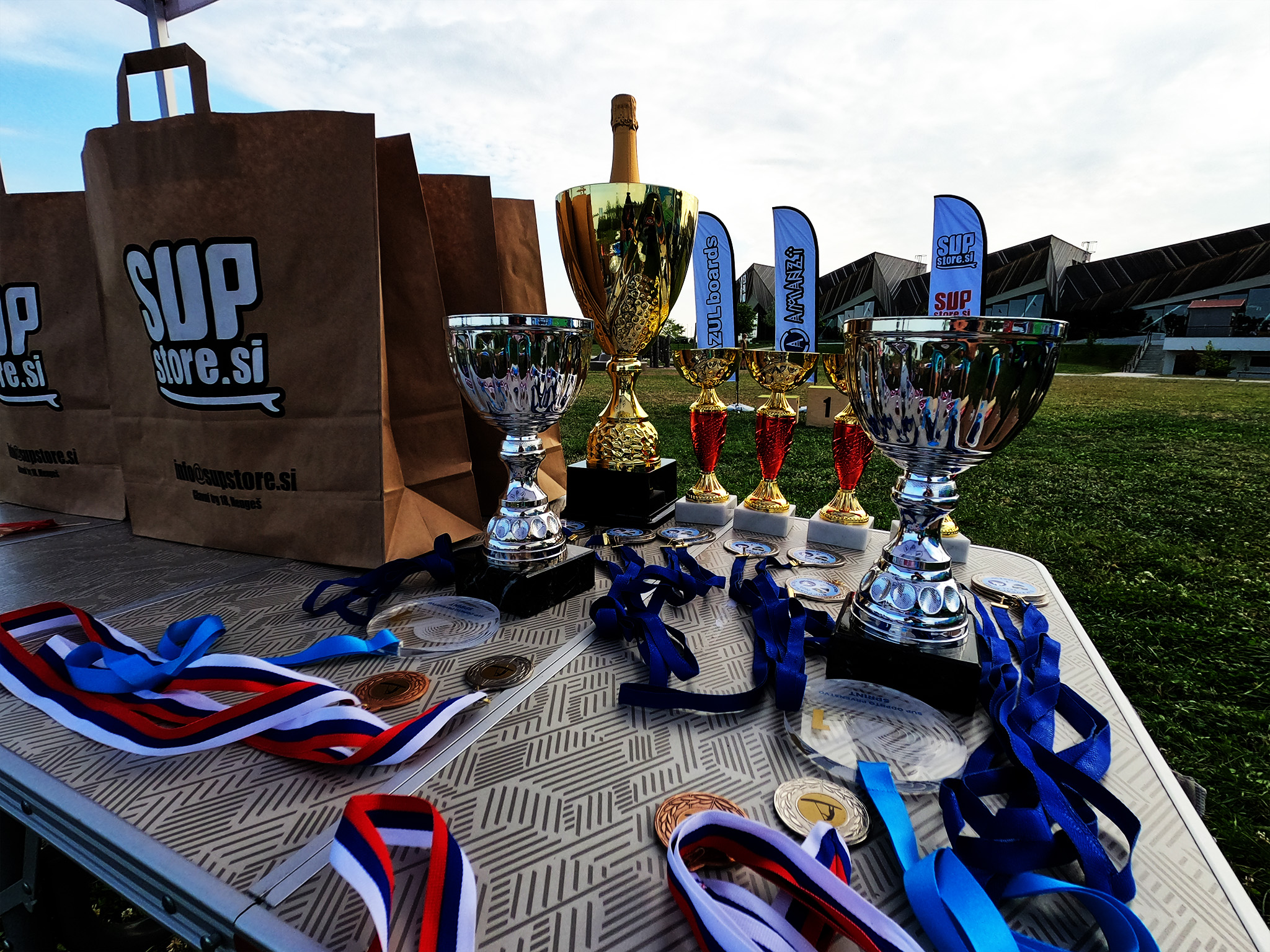 SRL liga na jezeru Expano 