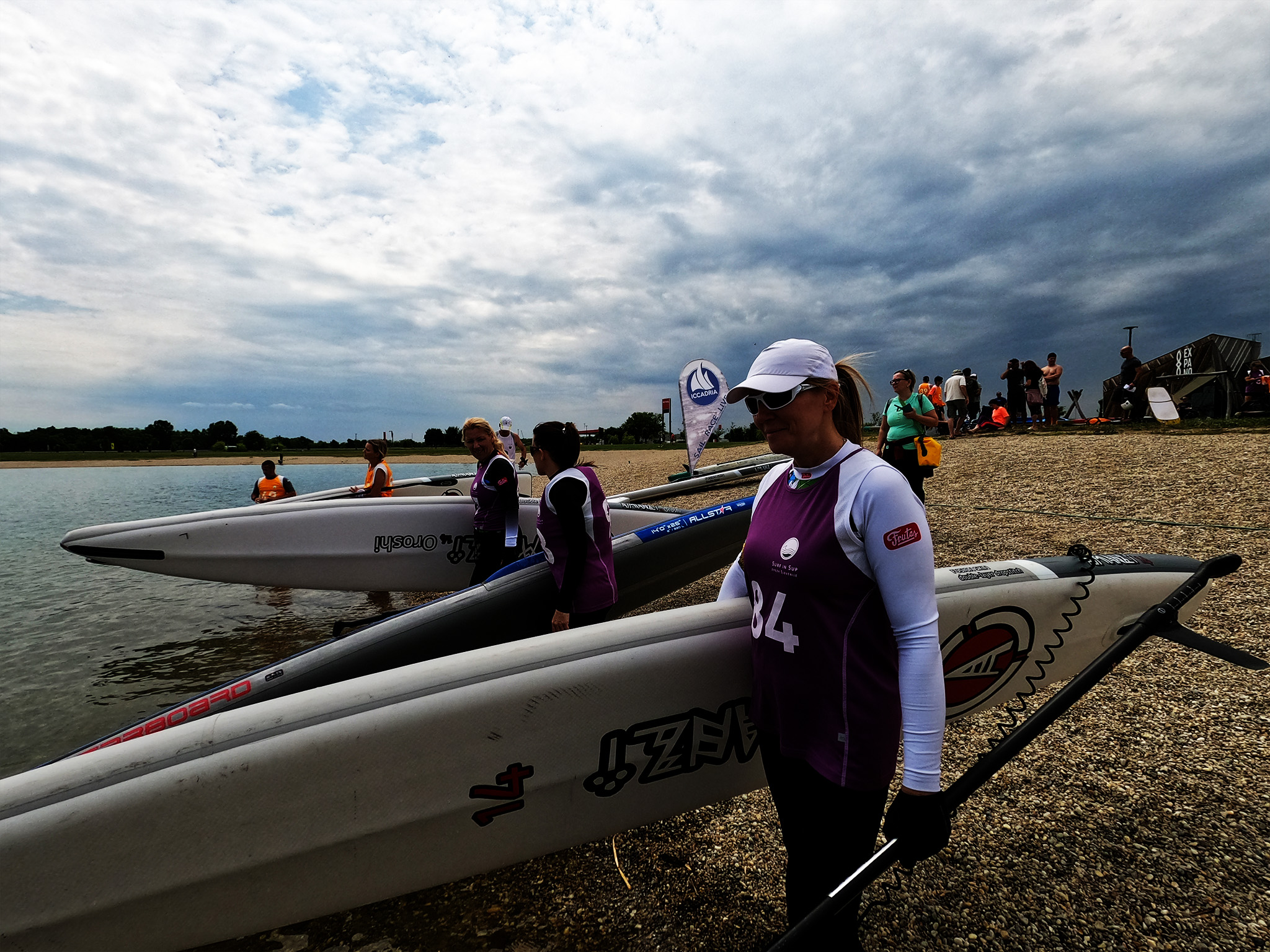 Amanzi jezero Expano 